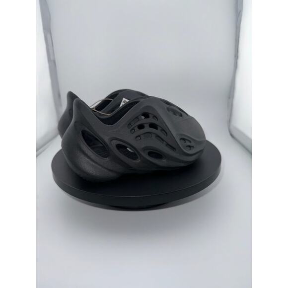 adidas Yeezy Foam RNR Onyx (Infants)